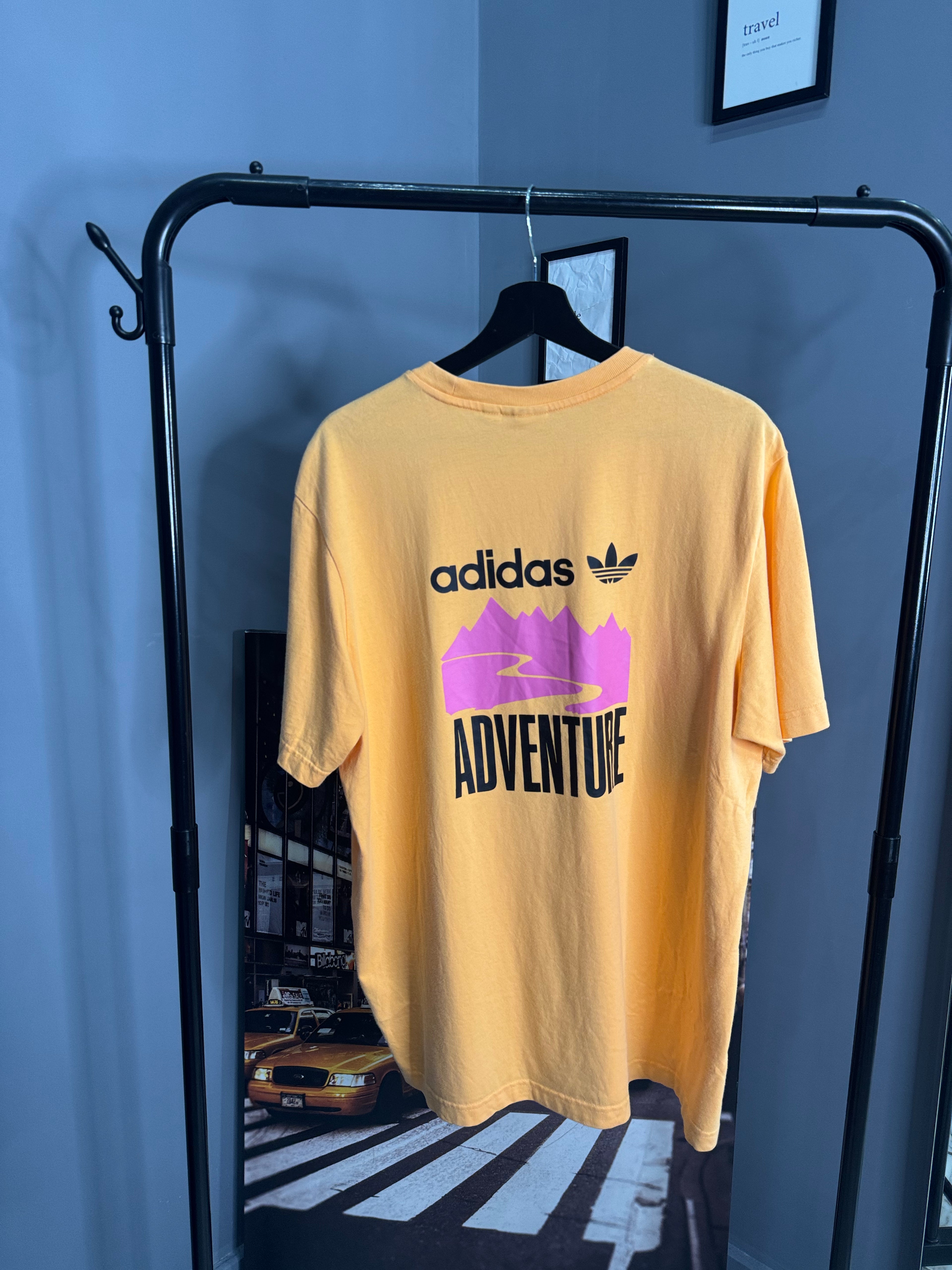 T-shirt Adidas