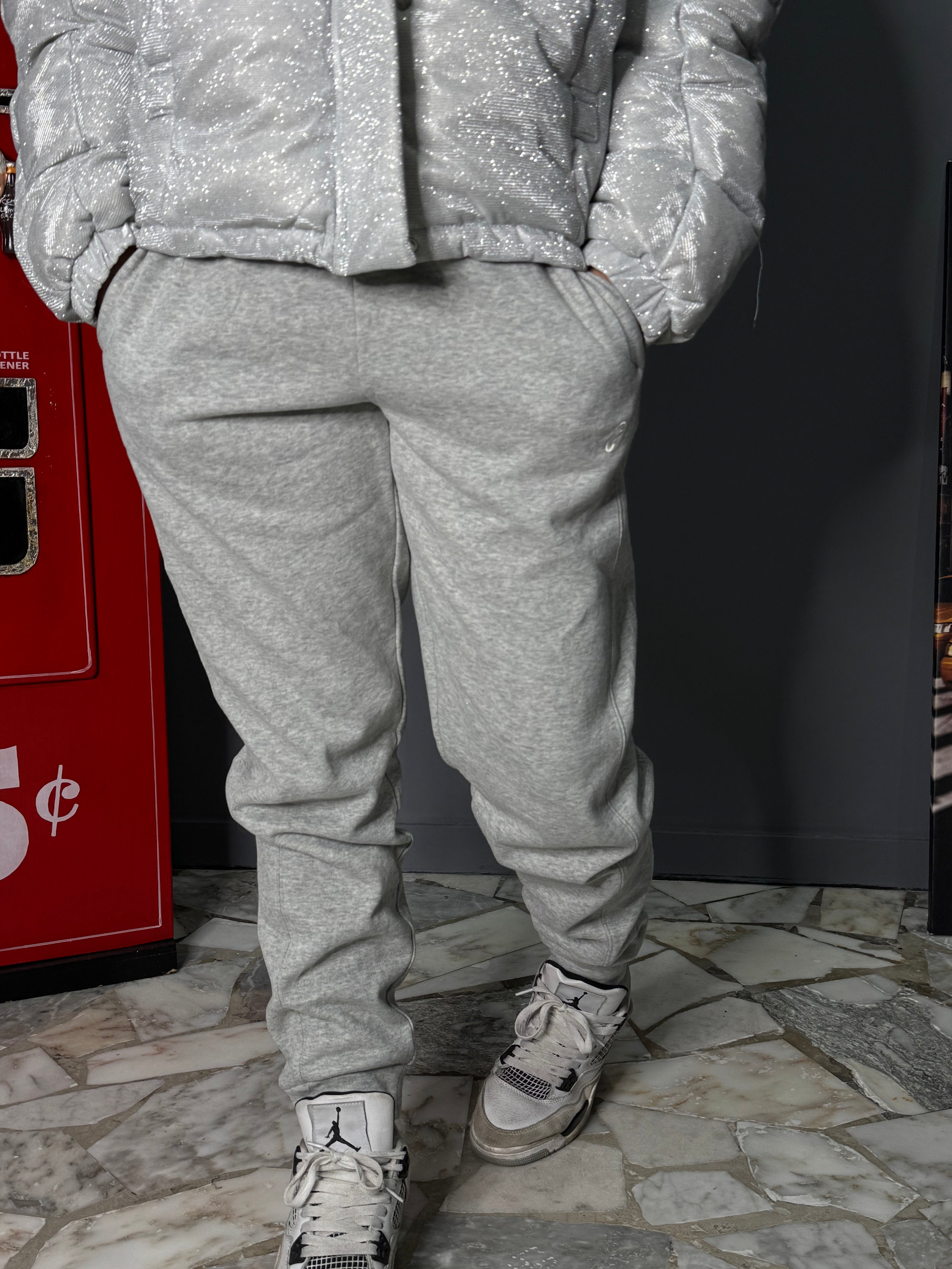 Pantalone in tuta asics￼